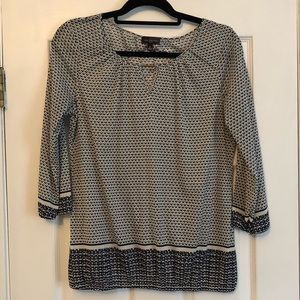 The Limited White and Navy Blouse with Gold Accent